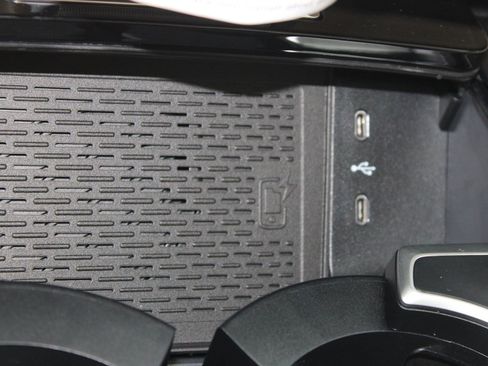 New 2026 Mercedes-Benz GLS 450 4MATIC image 31