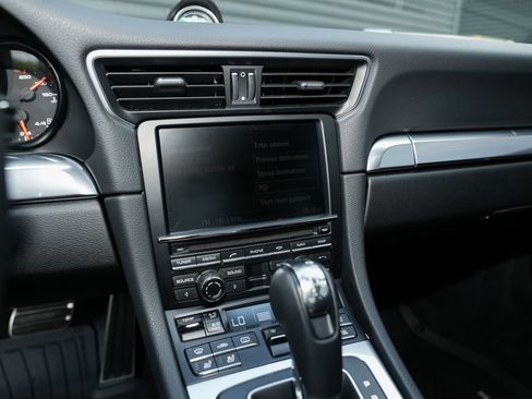 Certified 2014 Porsche 911 Carrera 4S AWD/4WD image 23