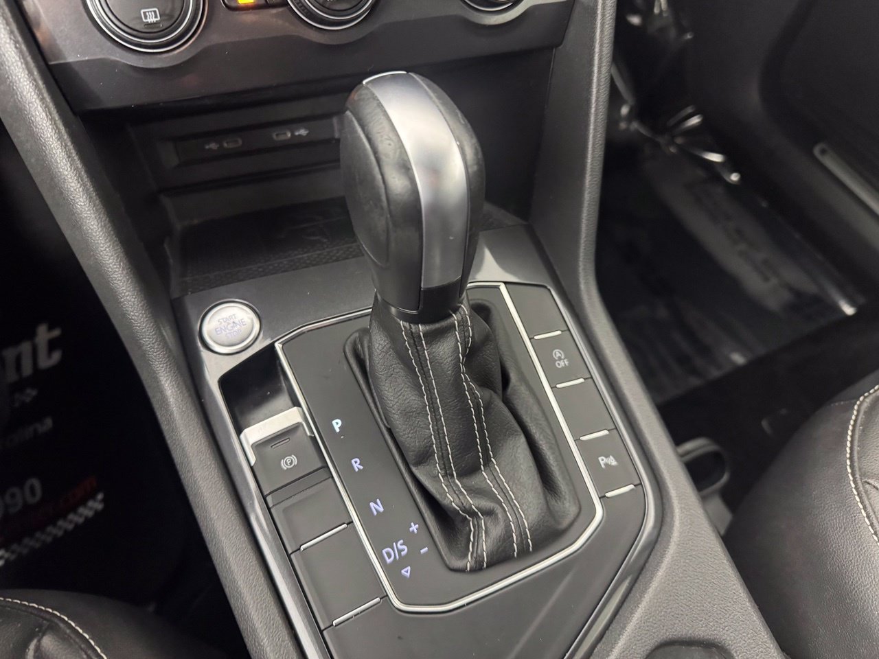 Used 2021 Volkswagen Tiguan SE R-Line FWD image 24