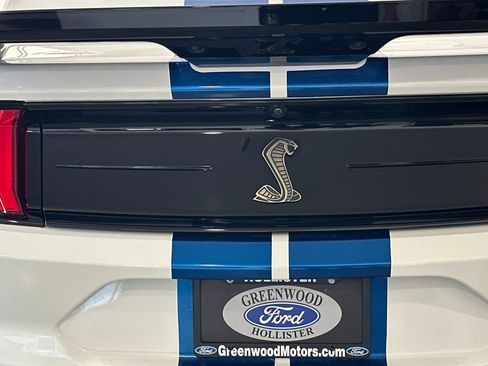 Certified 2021 Ford Mustang Shelby GT500 w/ Technology Package image 31