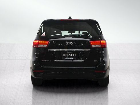 Used 2016 Kia Sedona SX FWD image 4