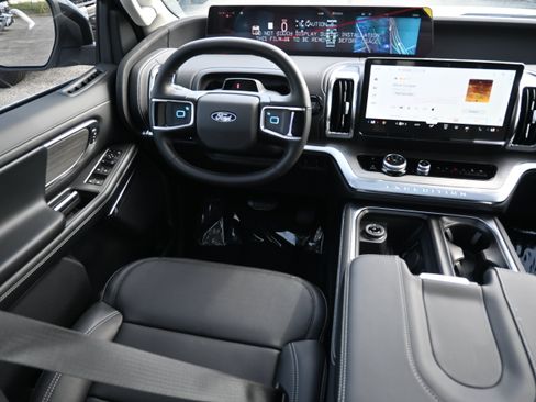 New 2027 Ford Expedition Max Platinum w/ Driver's Package RWD image 33