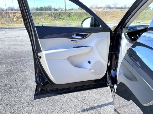 Certified 2023 Buick Envision Avenir AWD/4WD image 9