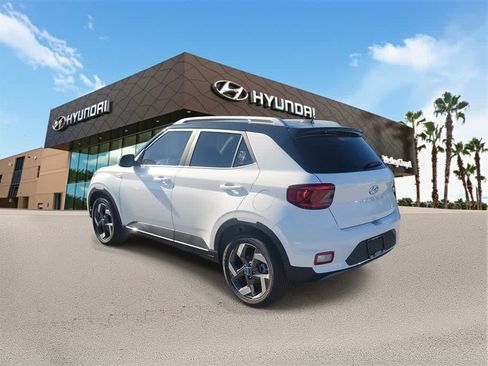 New 2026 Hyundai Venue SEL image 2