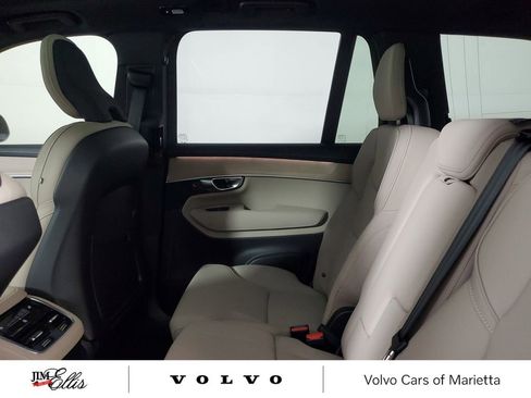 New 2026 Volvo XC90 B6 Plus w/ Protection Package Premier image 12