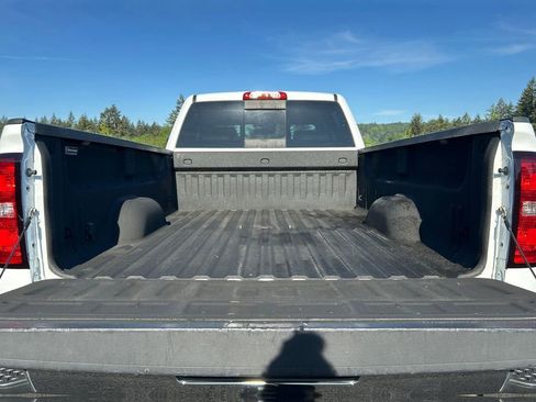 Used 2015 Chevrolet Silverado 2500 LTZ w/ Duramax Plus Package AWD/4WD image 23
