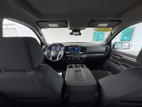 Used 2023 Chevrolet Silverado 1500 LT AWD/4WD image 28