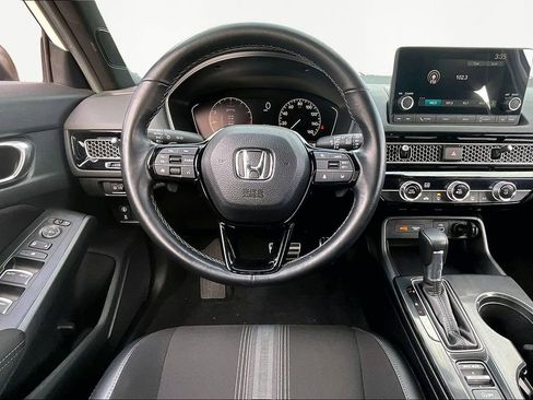 Used 2024 Honda Civic Sport image 9