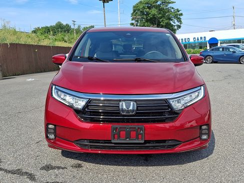Used 2022 Honda Odyssey EX image 2