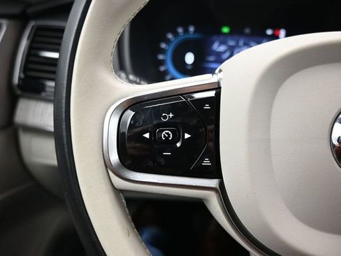 Used 2024 Volvo XC90 T8 Plus image 23