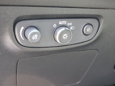 Used 2020 Buick Encore GX Preferred FWD image 22