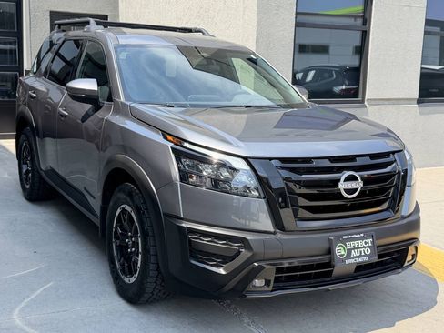 Used 2025 Nissan Pathfinder Rock Creek AWD/4WD image 7