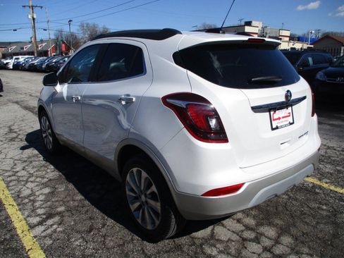 Used 2019 Buick Encore Preferred AWD/4WD image 2