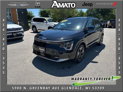 Used 2023 Kia Niro Wave w/ Wave Preserve Package