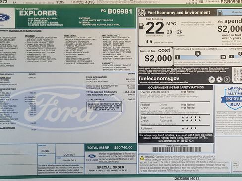 Used 2023 Ford Explorer XLT w/ Equipment Group 202A AWD/4WD image 2