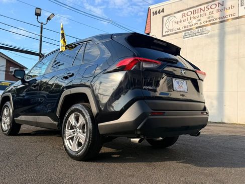 Used 2024 Toyota RAV4 XLE FWD image 8