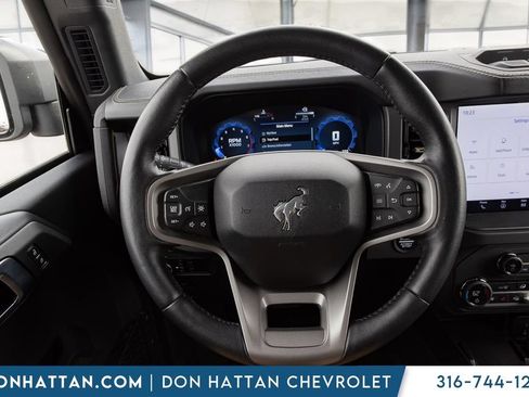 Used 2025 Ford Bronco Badlands AWD/4WD image 5