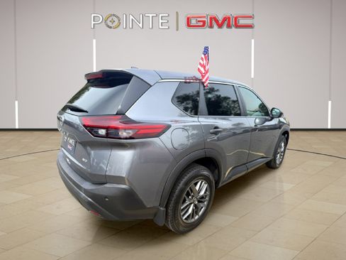 Used 2021 Nissan Rogue S image 5