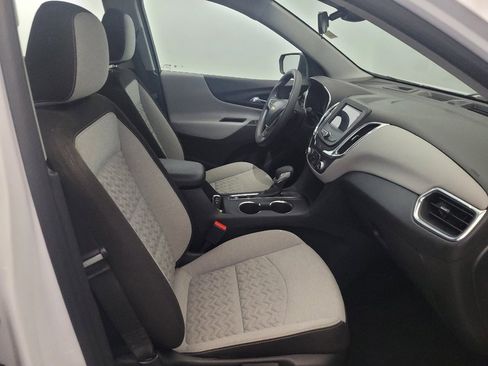 Used 2023 Chevrolet Equinox LS FWD image 21