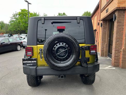 Used 2008 Jeep Wrangler Rubicon w/ Dual Top Group AWD/4WD image 8