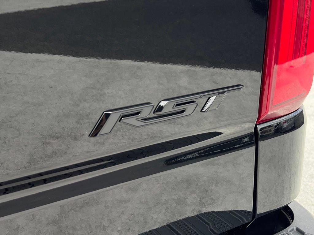 New 2026 Chevrolet Silverado 1500 RST AWD/4WD image 14