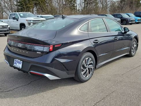 New 2026 Hyundai Sonata Blue FWD image 4