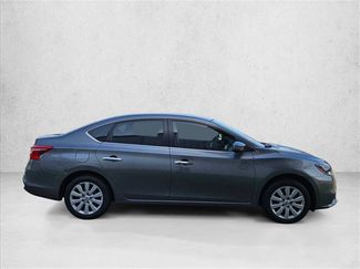 Used 2017 Nissan Sentra SV FWD video 4