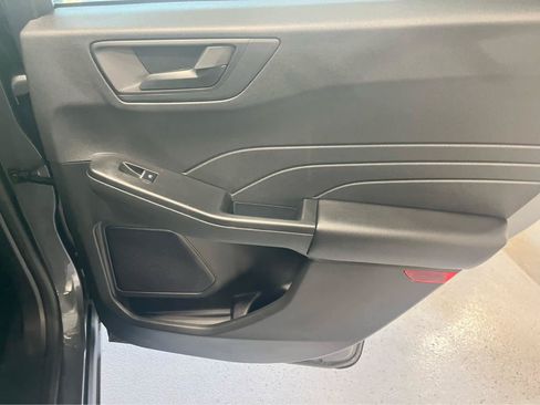 Used 2024 Ford Escape Active AWD/4WD image 29