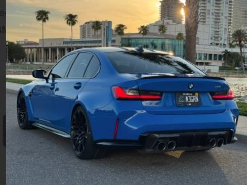 Used 2021 BMW M3 w/ M Carbon Exterior Package RWD image 5