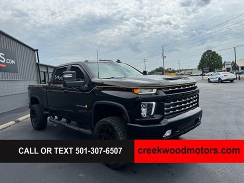Used 2021 Chevrolet Silverado 2500 LTZ w/ Carhartt Edition AWD/4WD image 2