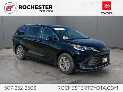 Used 2022 Toyota Sienna Platinum