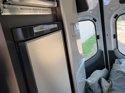 Used 2022 Mercedes-Benz Sprinter 2500 image 15