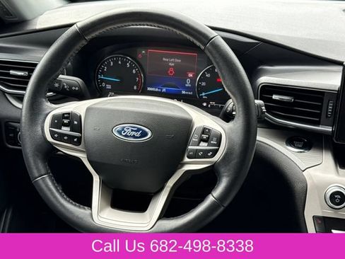 Used 2023 Ford Explorer XLT w/ Equipment Group 202A RWD image 13