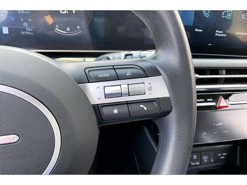 Used 2025 Hyundai Tucson SEL AWD/4WD image 18