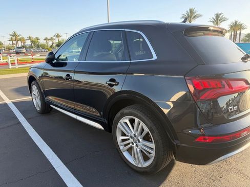 Used 2018 Audi Q5 2.0T Premium Plus w/ Premium Plus Package AWD/4WD image 4