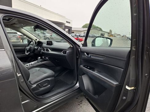 Used 2017 MAZDA CX-5 Grand Touring w/ Premium Package image 14