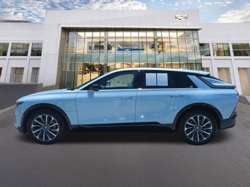 Certified 2026 Cadillac Lyriq Sport AWD/4WD image 8