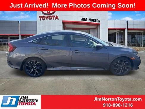 Used 2019 Honda Civic Sport image 7