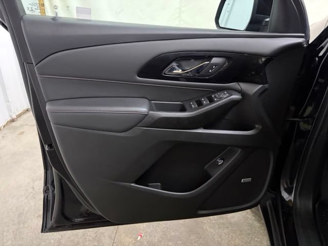 Used 2022 Chevrolet Traverse RS AWD/4WD image 37