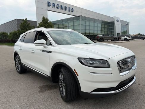 Used 2023 Lincoln Nautilus AWD w/ Premium Package image 1