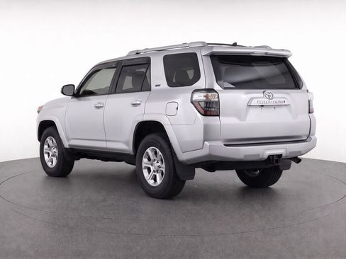 Used 2016 Toyota 4Runner SR5 Premium AWD/4WD image 3