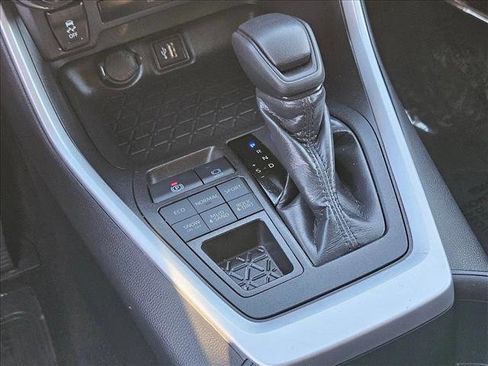 Used 2025 Toyota RAV4 LE image 12