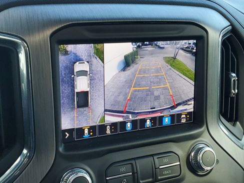 Used 2023 GMC Sierra 2500 Denali w/ Denali Ultimate Package image 27