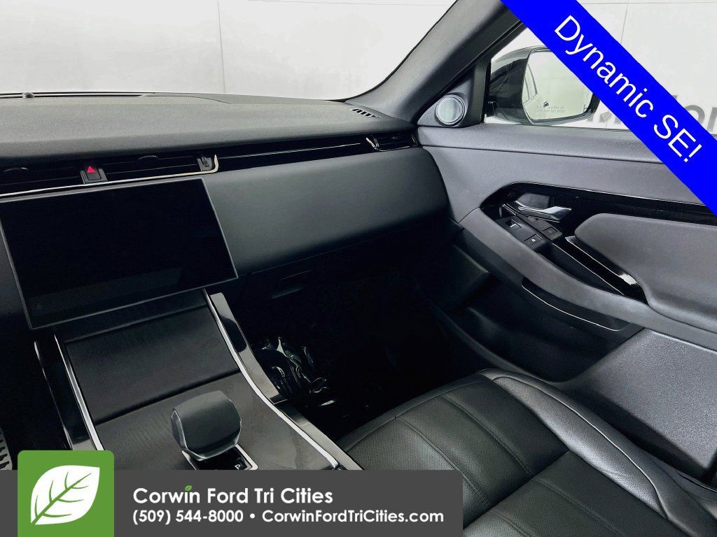 Used 2024 Land Rover Range Rover Evoque Dynamic SE AWD/4WD image 28
