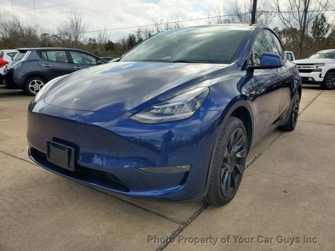 Used 2022 Tesla Model Y Long Range image 2