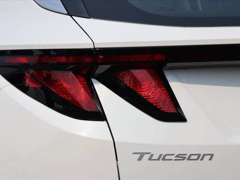 Used 2026 Hyundai Tucson SE AWD/4WD image 11
