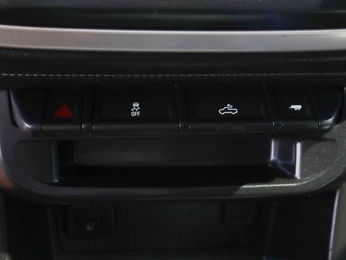 Used 2022 GMC Canyon Elevation w/ Trailering Package RWD image 35