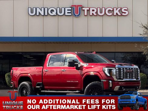 Used 2024 GMC Sierra 2500 Denali w/ Technology Package image 1