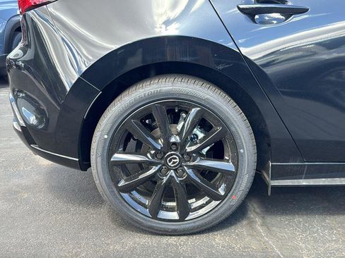 New 2026 MAZDA MAZDA3 Hatchback w/Premium Plus Pkg AWD/4WD image 6