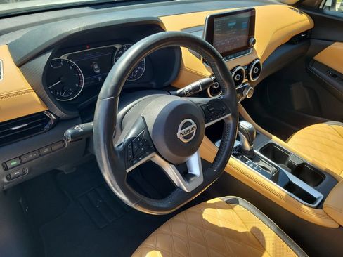 Used 2023 Nissan Sentra SV w/ SV Premium Package FWD image 17